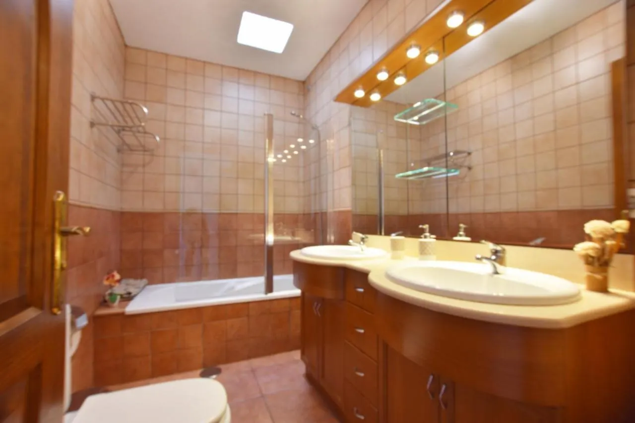 Book Jet - Window To Freedom Villa With Heated Pool